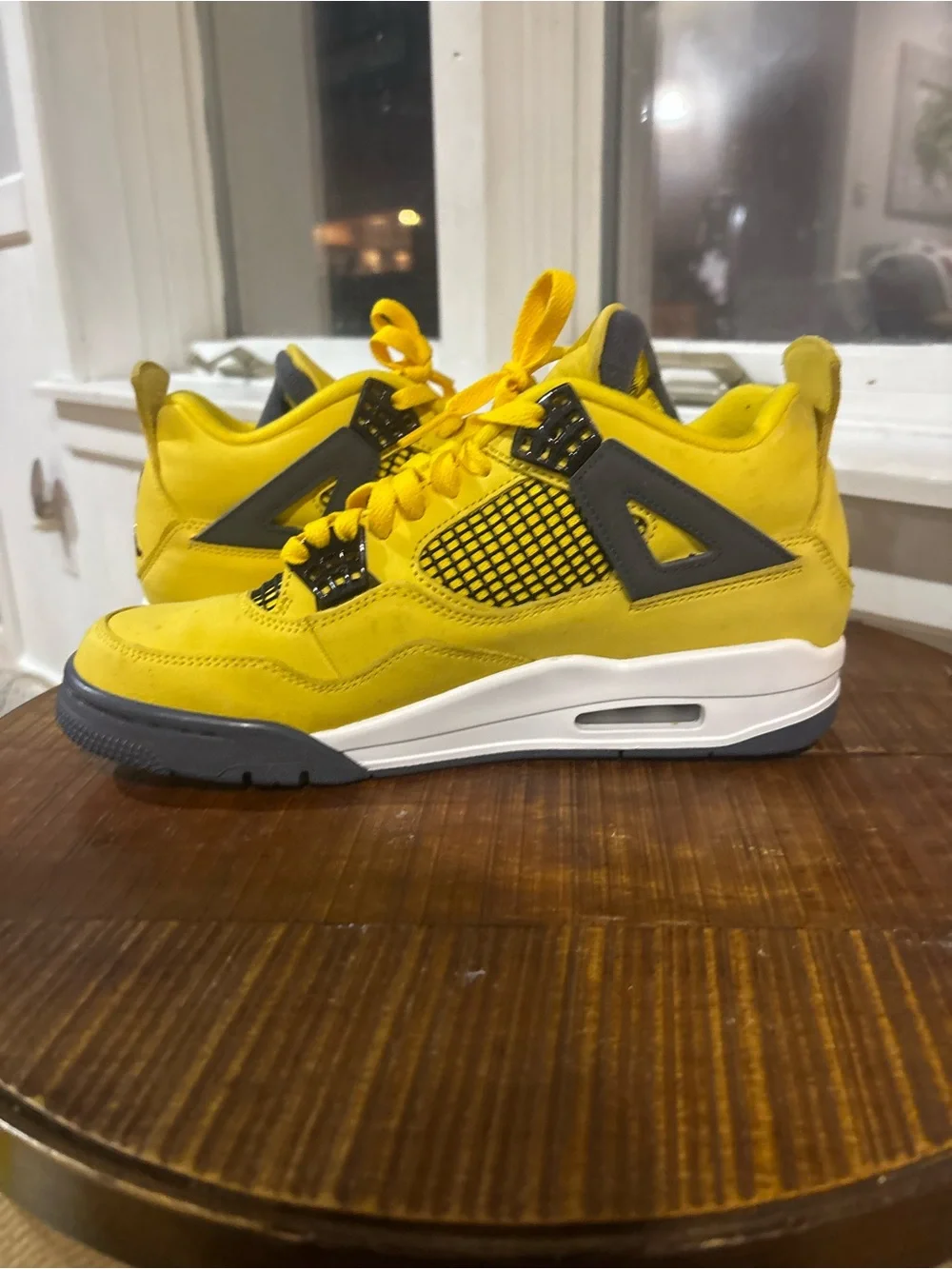 Nike Air Jordan Retro 4 PS Size 9.5 Lightning Yellow